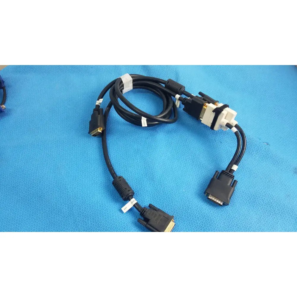 Reuse Medical Medical DVI Splitter Breakout Cable Dual Link Left Monitor Presentation Medical Cables & Cords, second-hand product photo 1