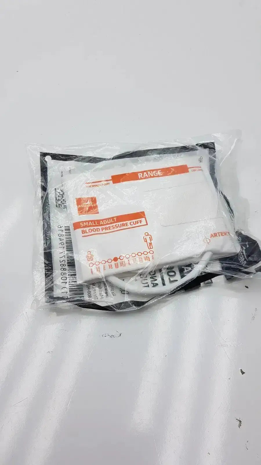 Medline Medliine Diisposable Small Adult BP Cuff Range 20.5 - 28.5cm Blood Pressure Cuff, second-hand product photo 3