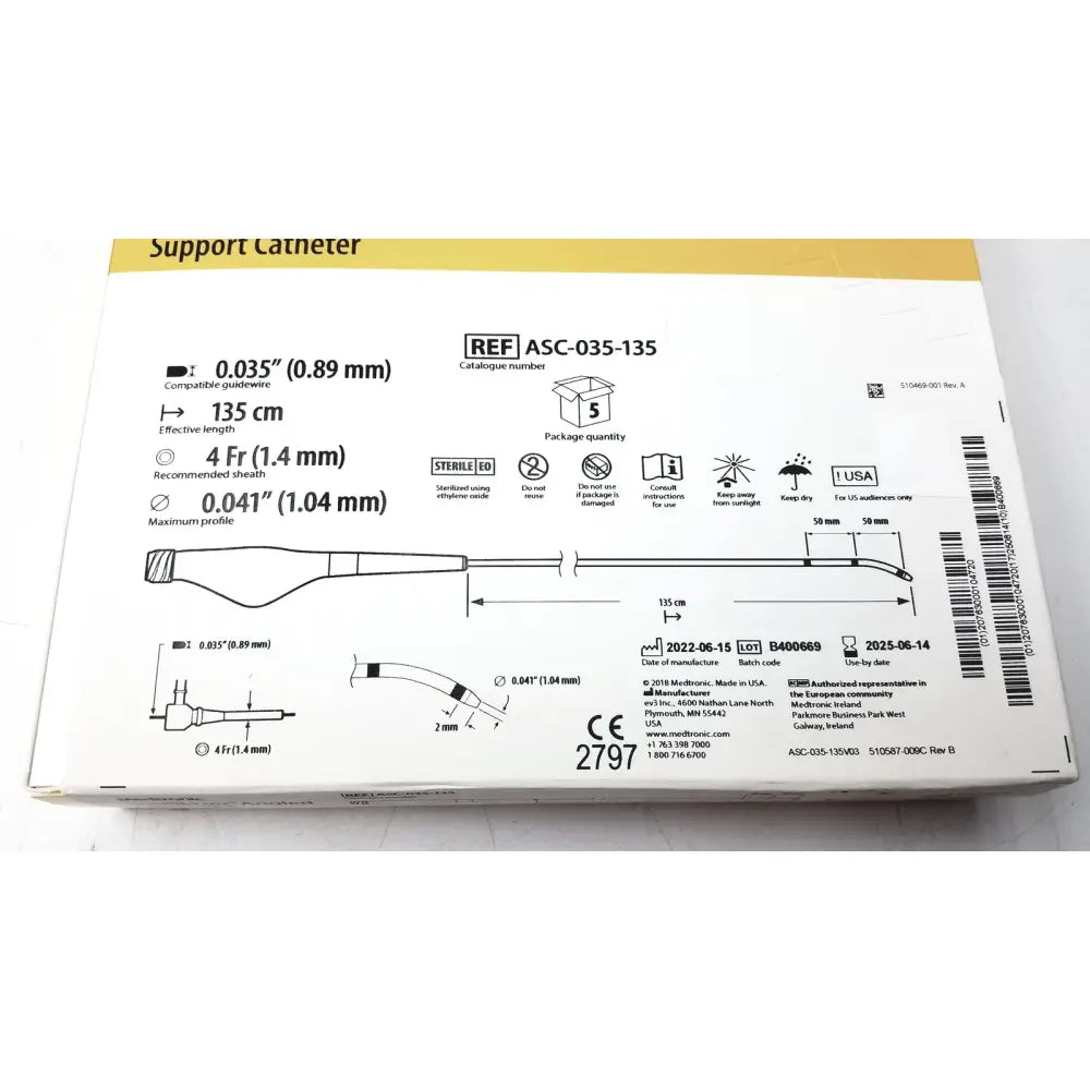 White and yellow sterile Medtronic trailblazer angled support catheter 035 diameter 135 cm length for reuse medical use