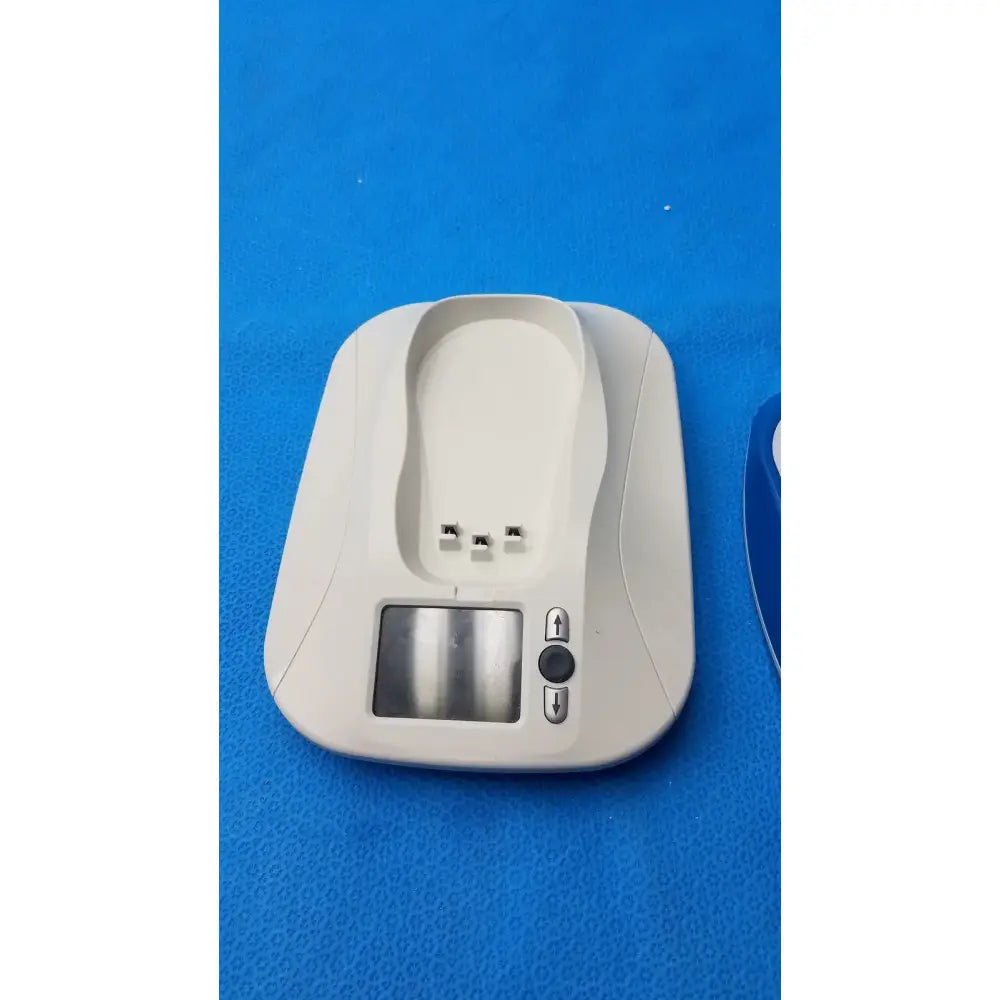 Medtronic MyCareLink Model 24950 Patient Data Transmitter with Remote PA96000 Patient Data Transmitter, second-hand product photo 9