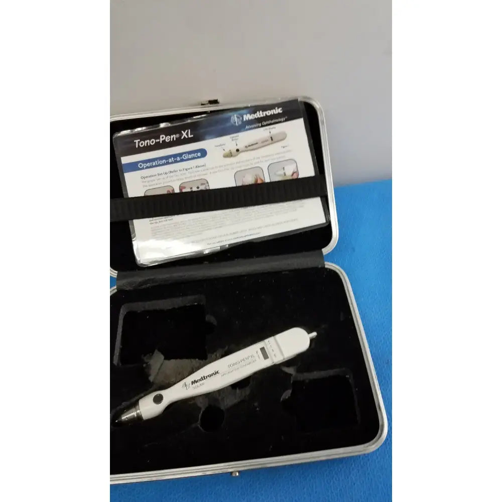 Reuse Medical Medtronic Tono-Pen XL SOLAN Handheld Tonometer w/ Carry Case Autorefractors, Keratometers & Tonometers, second-hand product photo 1