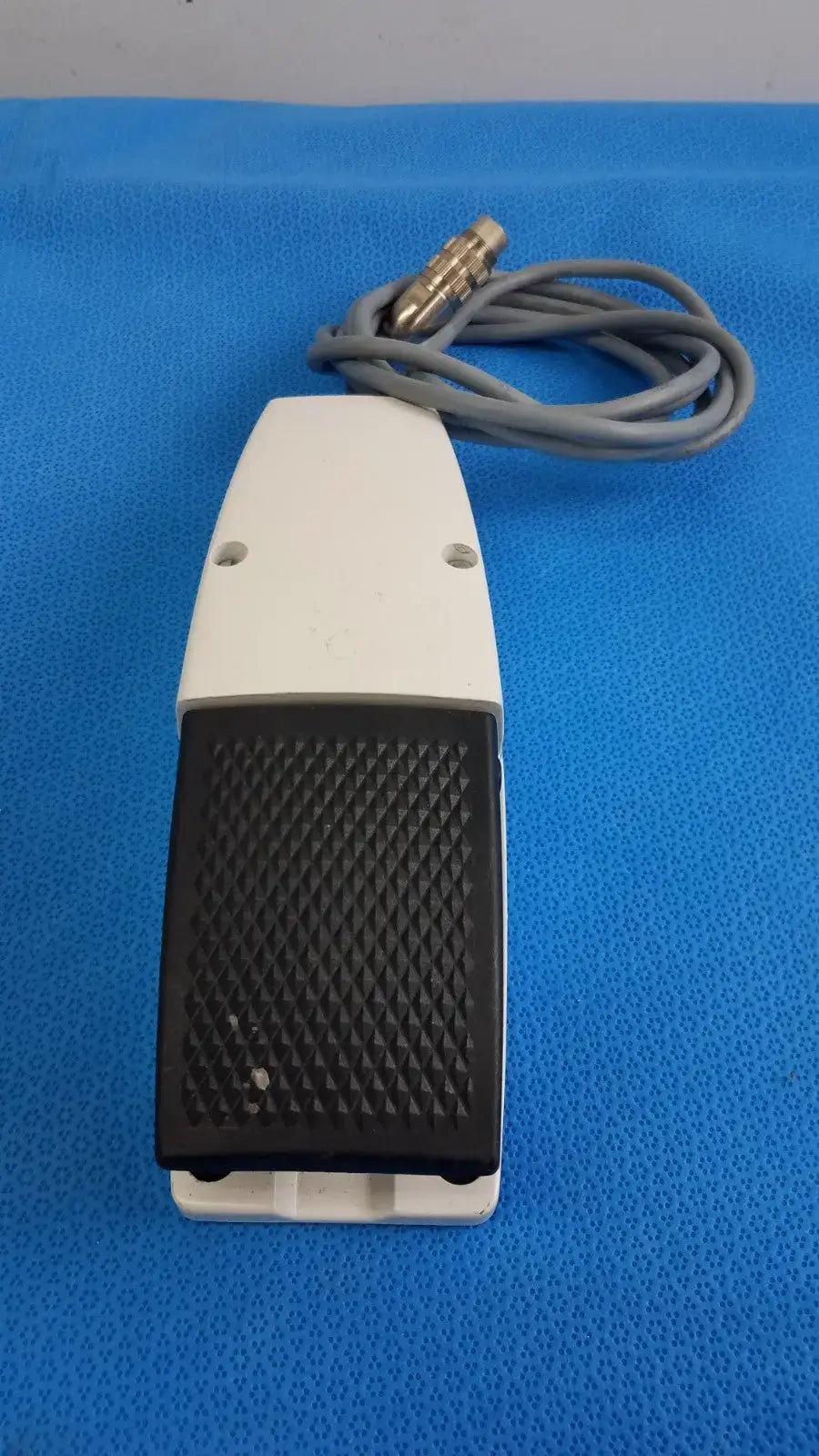 Reuse Medical MICROM Electric 640290 Potentiometer Foot Switch Pedal Foot Pedals, second-hand product photo 1