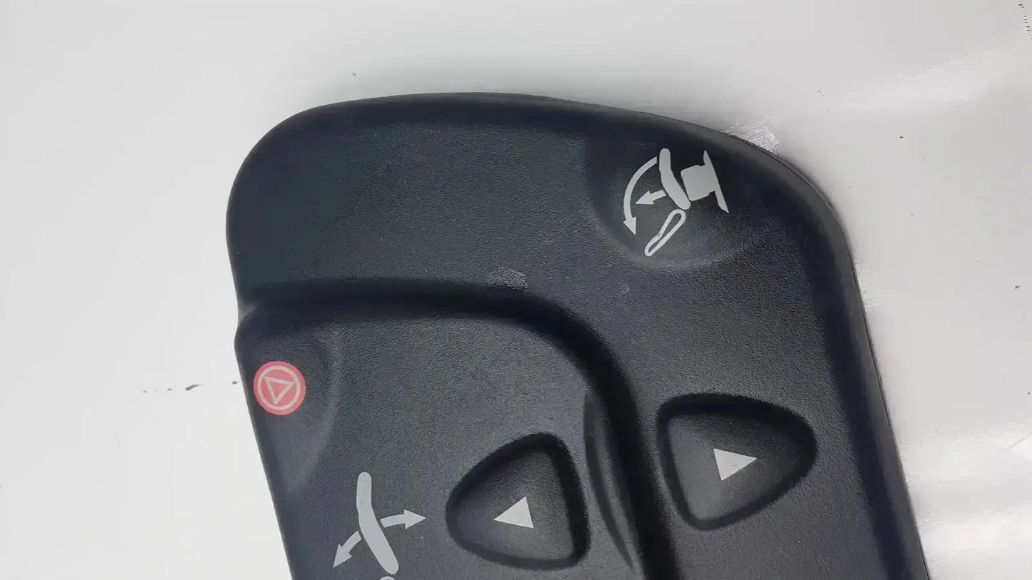 Midmark 647 Podiatry Chair Foot Control Podiatry Chair Foot Control, second-hand product photo 8