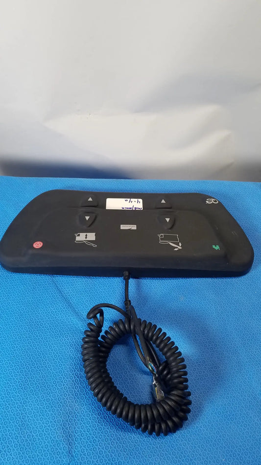 Midmark QE IPX1 Wired Foot Controller Foot Pedal Wired Foot Controller / Foot Pedal, as-is (for parts) product photo 2