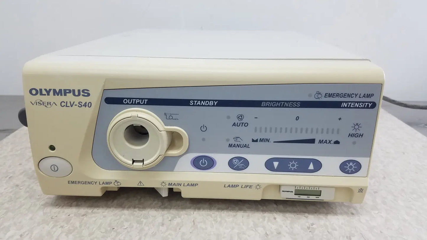 Reuse Medical Olympus Visera CLV-S40 Emergency Lamp Other Medical & Lab Equipment, second-hand product photo 1