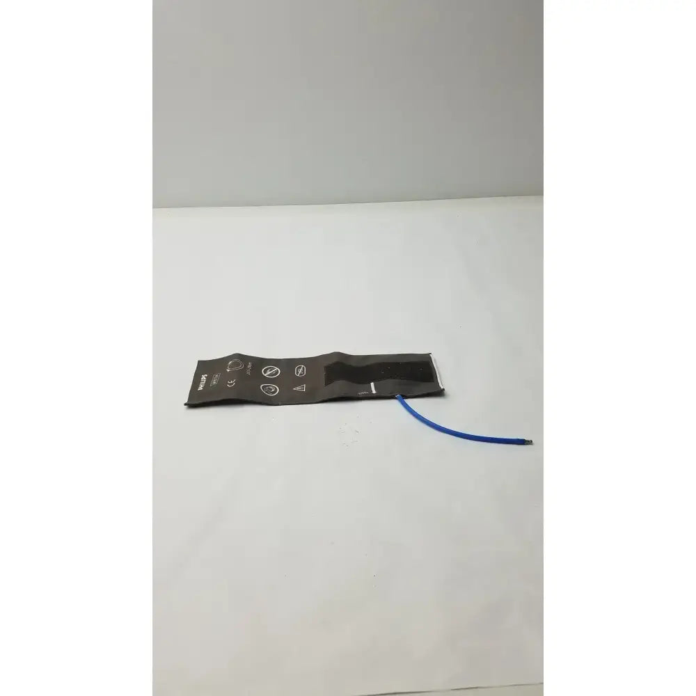 PHILIPS M1573A Comfort Care Cuff Small Adult 20.5cm-28cm NIBP Cuff, second-hand product photo 5