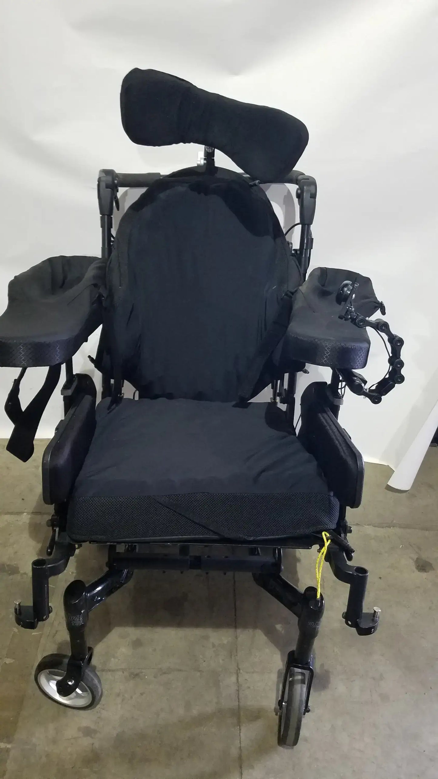 Reuse Medical Equipment Quickie IRIS Tilt Wheelchair w/ Headrest & Comfort Seating Mobility Chair Wheelchairs, second-hand product photo 12