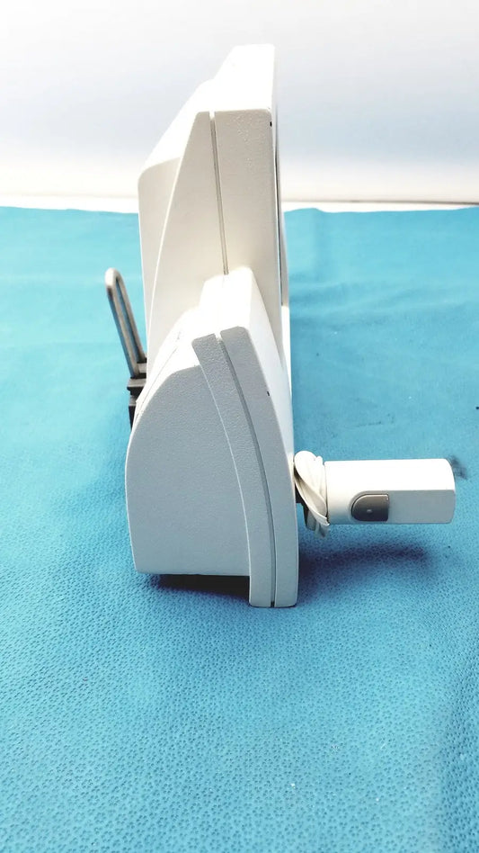 White plastic window latch with metallic handle and gray button for Siemens 07558831 ipx4 control console use