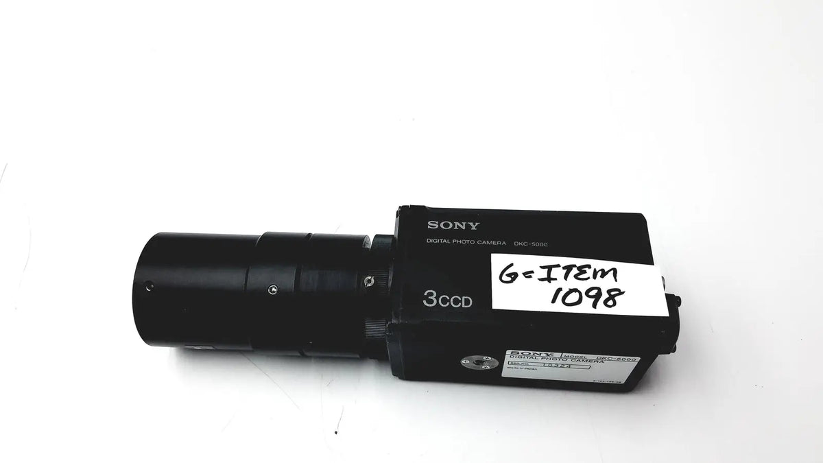 Black sony 3ccd digital photo camera dkc-5000 with cylindrical lens barrel and olympus upmtv 6l02110 lens