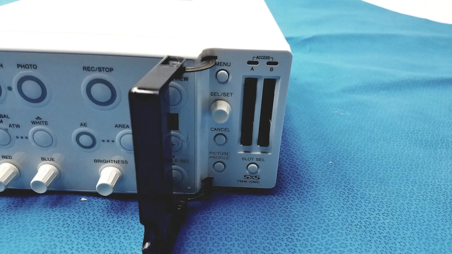 Sony Medical Camera Control Unit for Endoscopy and Surgical Imaging Systems Medical Camera Control Unit, second-hand product photo 4
