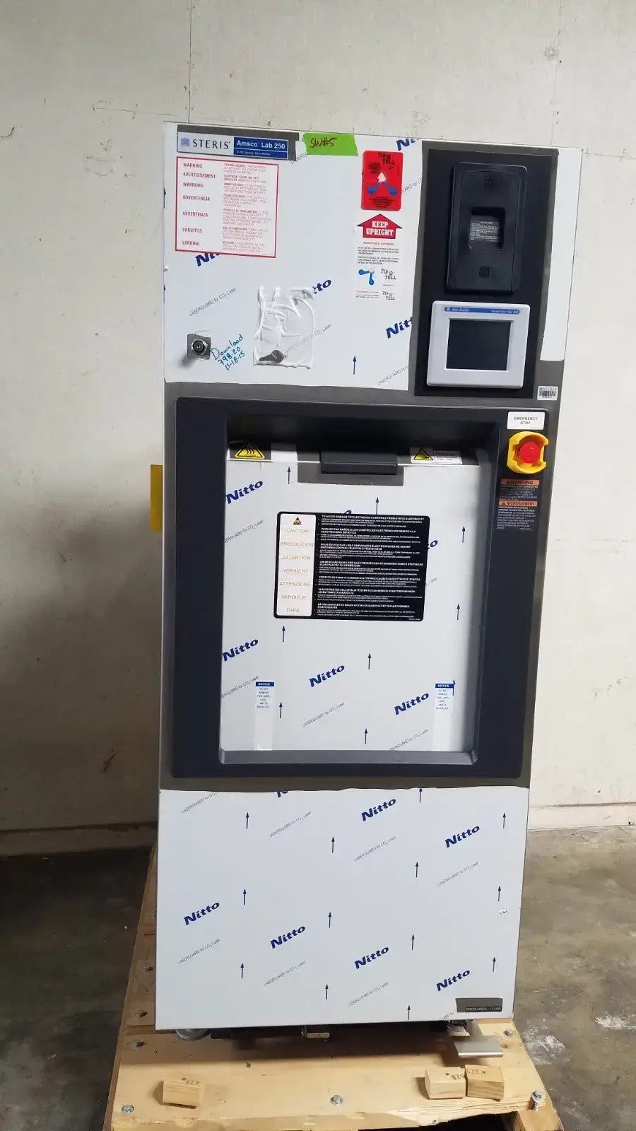 Reuse Medical Steris Scientific Gravity Sterilizer Autoclave | Laboratory Sterilization Autoclaves & Sterilizers, second-hand product photo 1