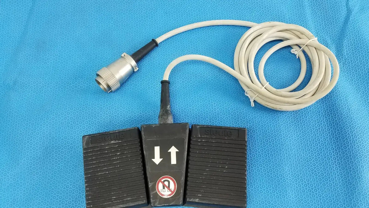Reuse Medical Steute KF 2 1S/1S-MED-AP Pedal Footswitch Ref 87.1.68.9.36 IP X8 Medical Other Healthcare, Lab & Dental, second-hand product photo 1