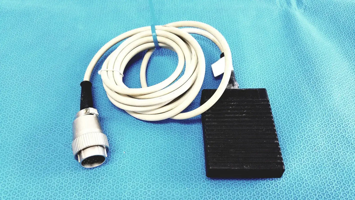 Reuse Medical Steute KF 2S-MED-AP Medical Foot Pedal Switch w/ Plug - 88.1.61.9.31 Other Healthcare, Lab & Dental, second-hand product photo 1