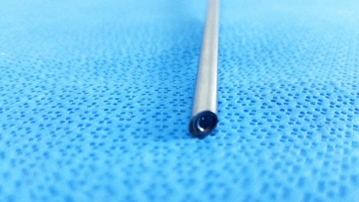 Stryker ideal eyes 5mm autoclavable endoscope with polished silver metallic tube and darkened interior for medical use