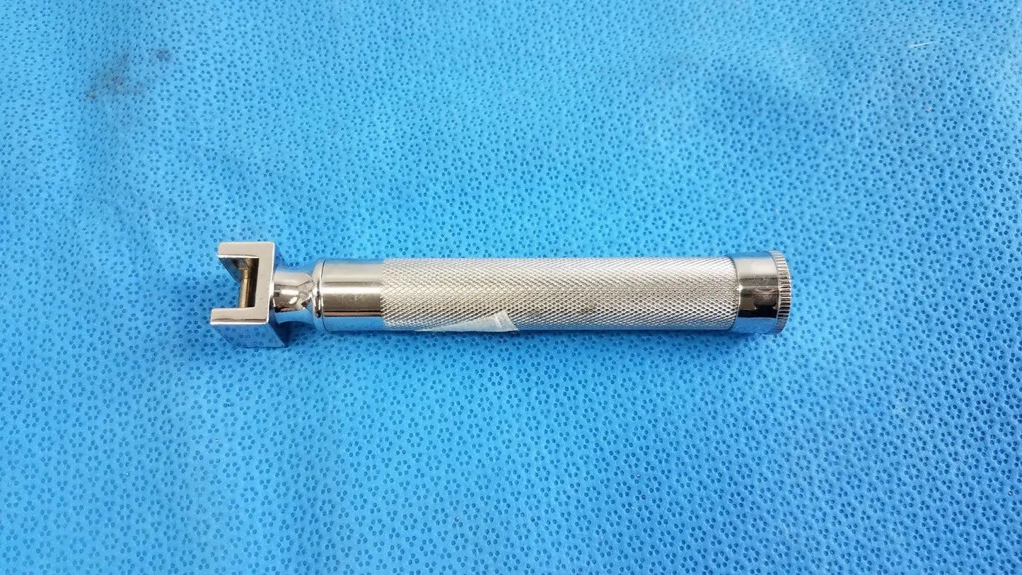 Reuse Medical Sun-Med Medium Fiberoptic Laryngoscope Handle Other Medical & Lab Equipment, second-hand product photo 1