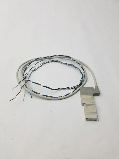 SMC SV1A00-5W4U Solenoid Valve SV1A005FU Solenoid Valve, second-hand product photo 1