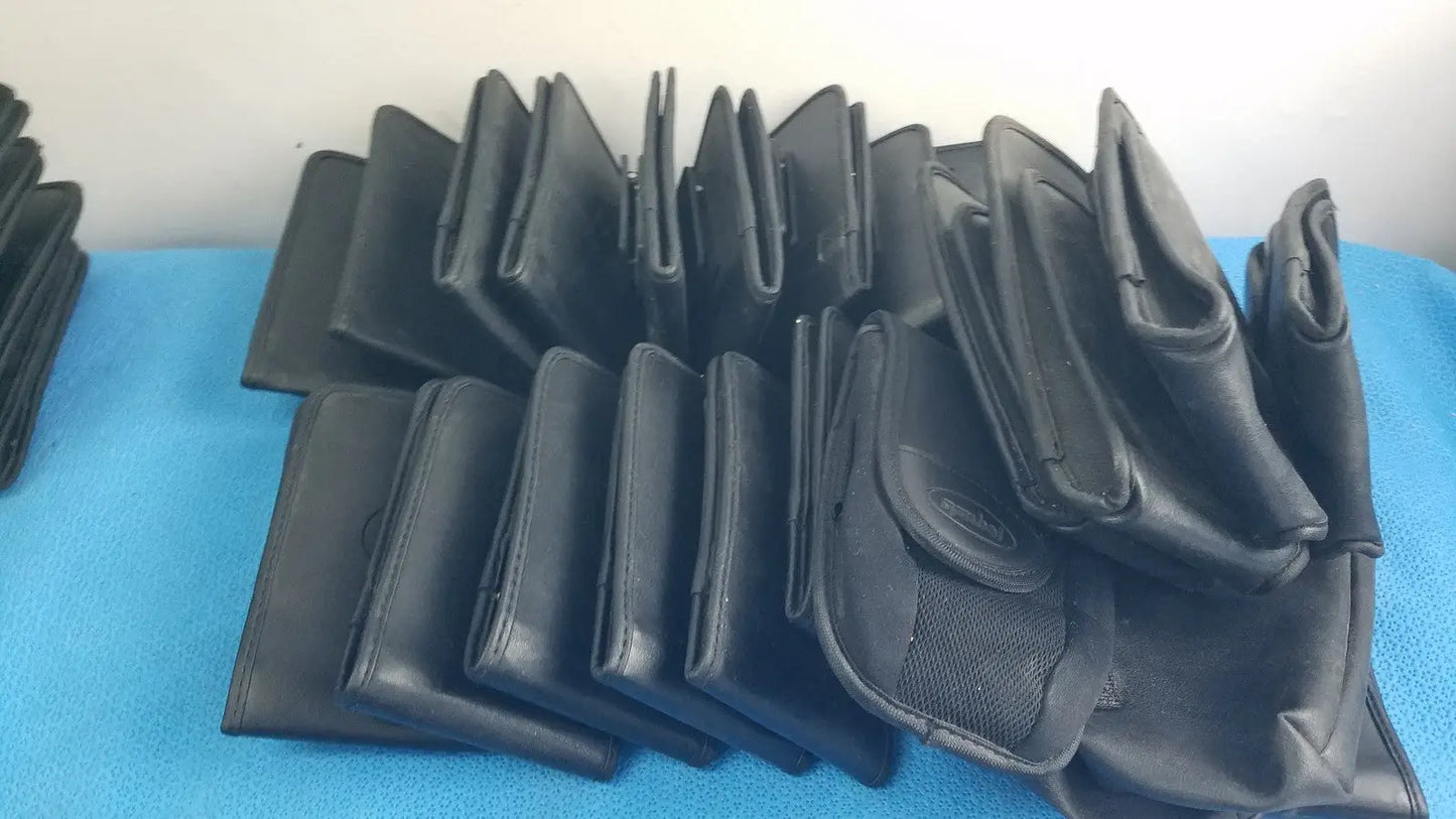 Reuse Medical Symbol Motorola Leather Pouch Holster Case With Belt Clip - Lot of 42 Other Medical & Lab Equipment, second-hand product photo 1