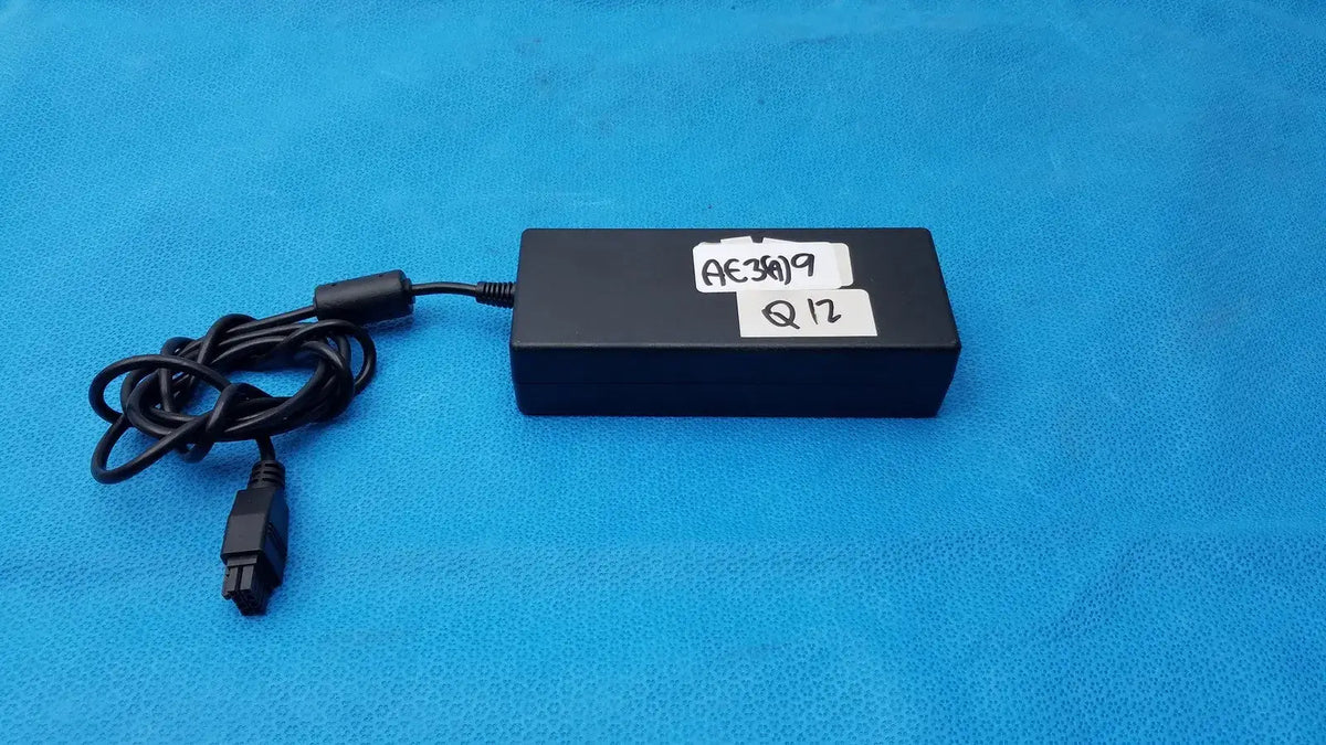 Reuse Medical TE Connectivity DA-150A12 8-Pin Connector AC Adapter Power Supply Power Supply Accessories, second-hand product photo 1