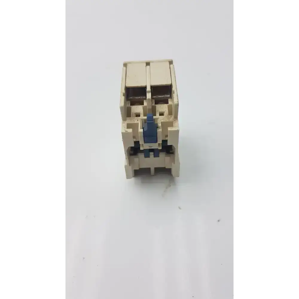 Schneider Electric Telemecanique Schneider Electric A013256 Auxiliary Switch Block Auxiliary Switch Block, second-hand product photo 8