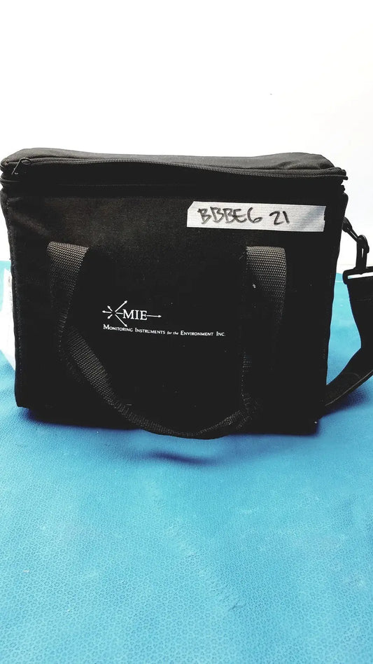 Black fabric carrying case with reinforced handles shoulder strap and white logo patch for thermo scientific dataram4 monitor