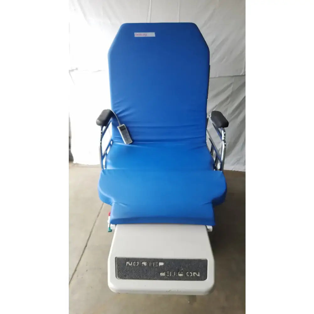 Reuse Medical Equipment TransMotion TMM6 Power Drive Stretcher Chair Powered Examination Chairs, as-is (for parts) product photo 20