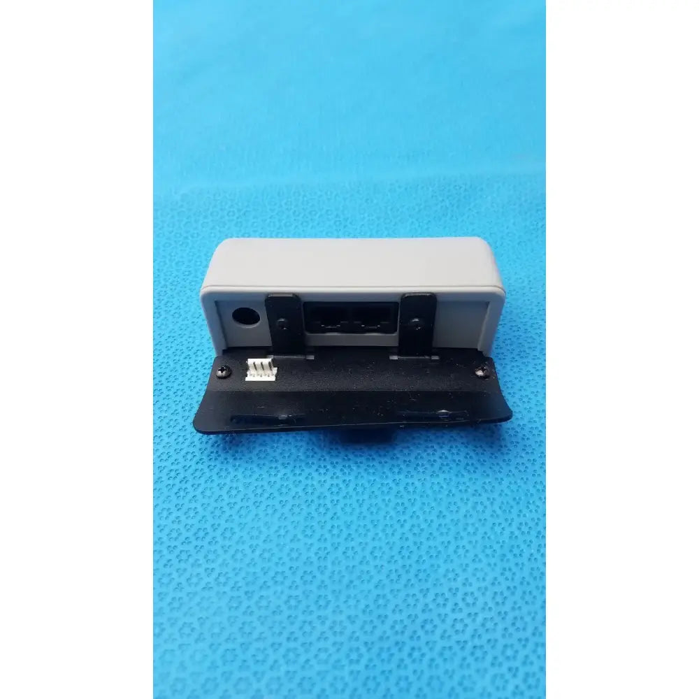 GE Healthcare Tripp-Lite U-BDI Switch Pad Control Module for Valence U1-12RT Battery System Control Module, second-hand product photo 7