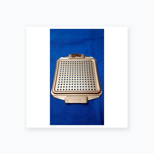 V. Mueller Genesis Top Retention Plate – Surgical Sterilization Case Part – Used Sterilization Case Part, second-hand product photo 2