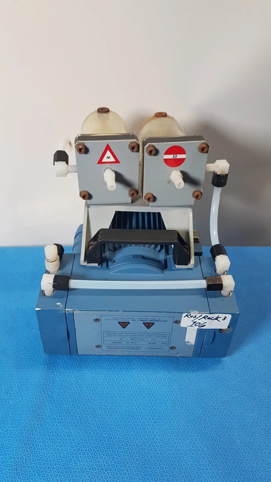 Reuse Medical Vacuubrand Chemistry Diaphragm Vacuum Pump System Medical & Lab Pumps, as-is (for parts) product photo 1