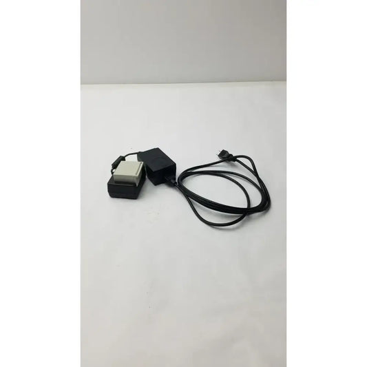 Verathon BladderScan BVI 3000 Battery 0400-0039 & Battery Charger 0400-0036 Medical Equipment Accessory, second-hand product photo 2