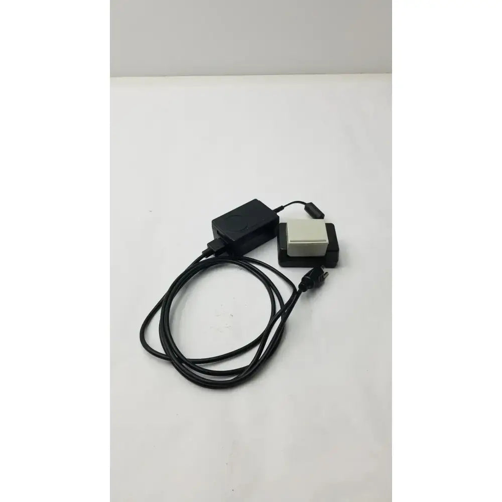Verathon BladderScan BVI 3000 Battery 0400-0039 & Battery Charger 0400-0036 Medical Equipment Accessory, second-hand product photo 7