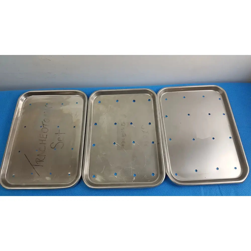 Reuse Medical Vollrath Ware Stainless Steel Perforated Instrument Trays Other Healthcare, Lab & Dental, second-hand product photo 1