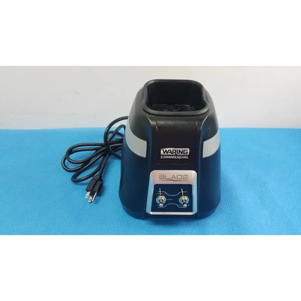 Reuse Medical Waring Commercial BB300 BB300S Blade Bar Blender Base 120V 2-Speed Toggle Switch Commercial Blenders, second-hand product photo 1