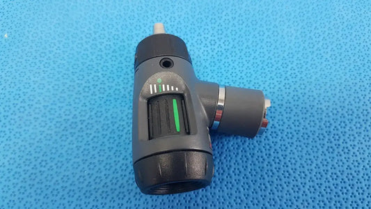 Welch Allyn 23810 MacroView 3.5V Fiber-Optic Otoscope – Clinical Examination Otoscope, second-hand product photo 2