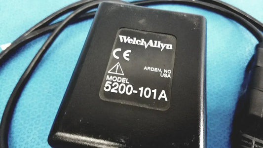 Welch Allyn 5200-101A Medical Power Supply Adapter 8V 0.75A Medical Power Supply Adapter, second-hand product photo 2