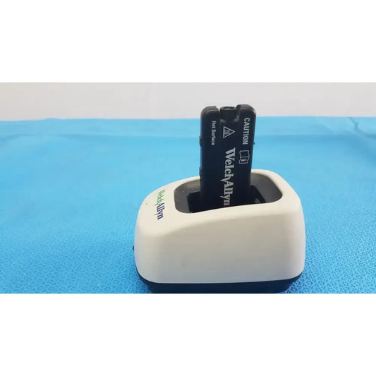 WELCH ALLYN 739 Series Charger Dock Illumination Light System Charger Dock, second-hand product photo 2