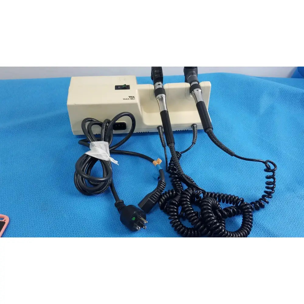 Reuse Medical Welch Allyn 767 Series Wall Transformer With Heads Ophthalmoscope & Otoscope Other Medical & Lab Equipment, as-is (for parts) product photo 1