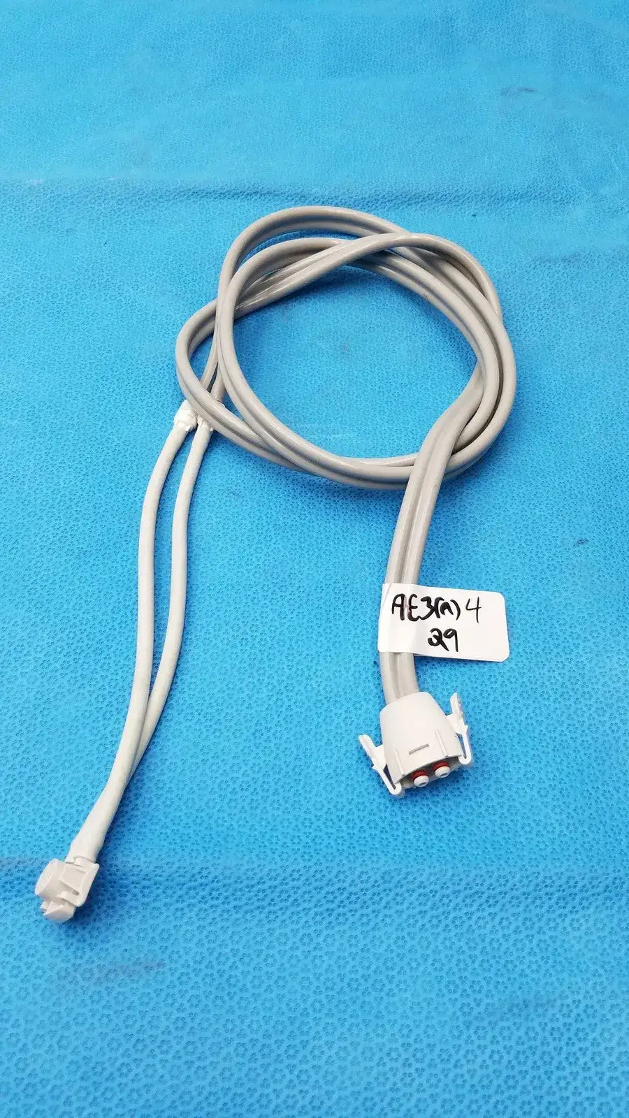 Reuse Medical Welch Allyn Dual Tube Blood Pressure Hose NIBP Interconnect Cable Blood Pressure Monitoring, second-hand product photo 1