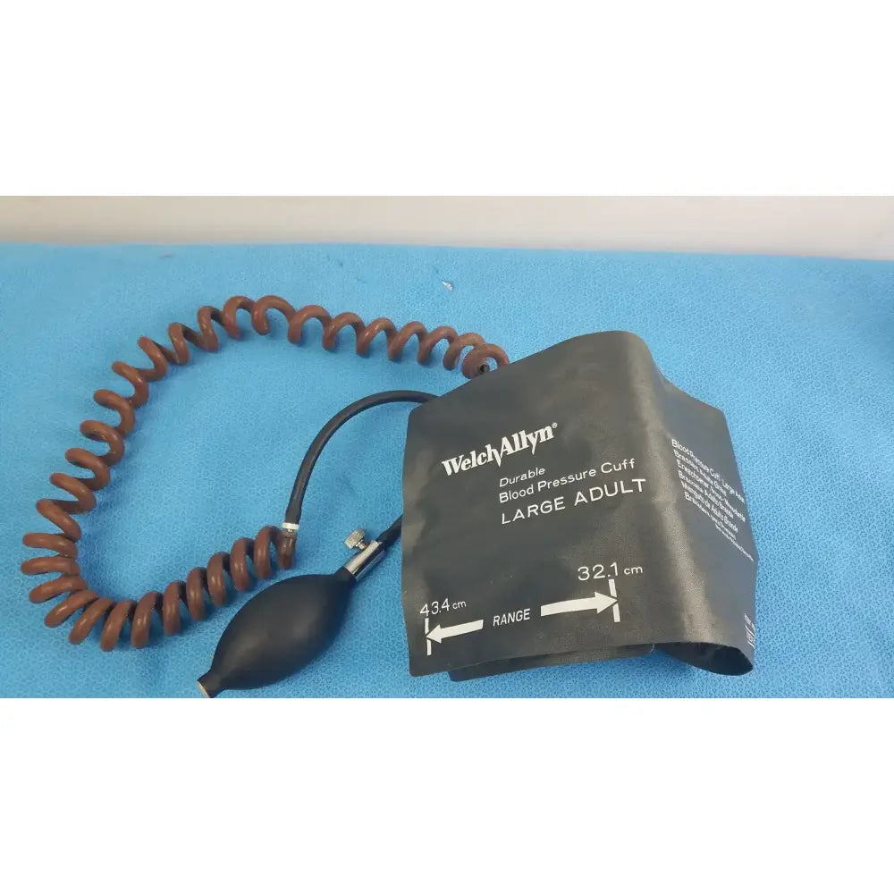 Reuse Medical Welch Allyn Durable Blood Pressure Cuff Large Adult 43.4cm 32.1cm Blood Pressure Cuffs & Hoses, second-hand product photo 1