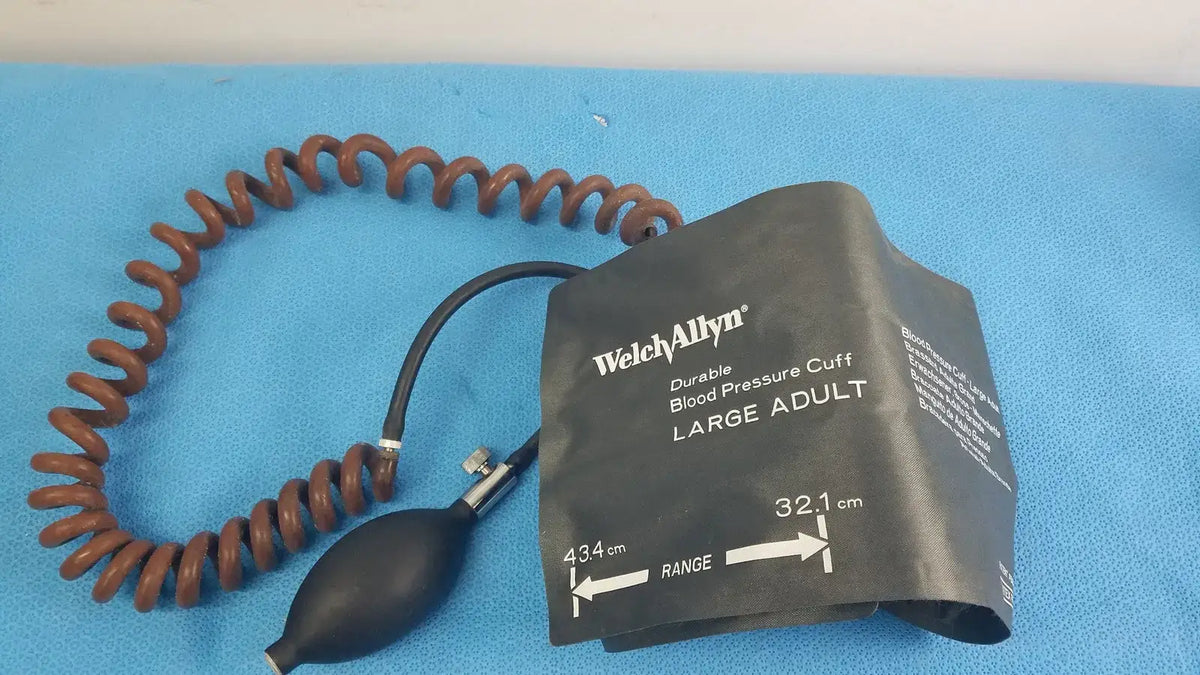 Reuse Medical Welch Allyn Durable Blood Pressure Cuff Large Adult 43.4cm 32.1cm Blood Pressure Cuffs & Hoses, second-hand product photo 1