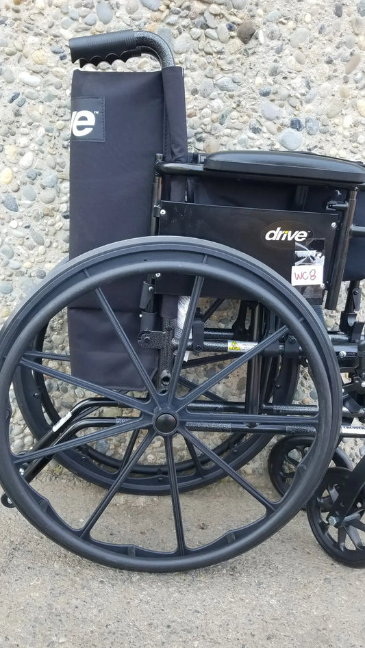 Reuse Medical Equipment X4 Transport Wheelchair by Drive Medical – Foldable & Lightweight Wheelchair, second-hand product photo 2