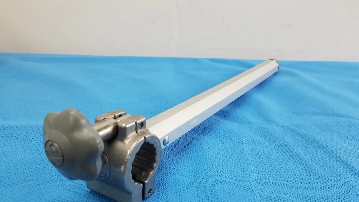 Reuse Medical Zimmer 214950 Orthopedics Traction Single Clamp Bar Holder Surgical & Orthopedic Instruments, second-hand product photo 1
