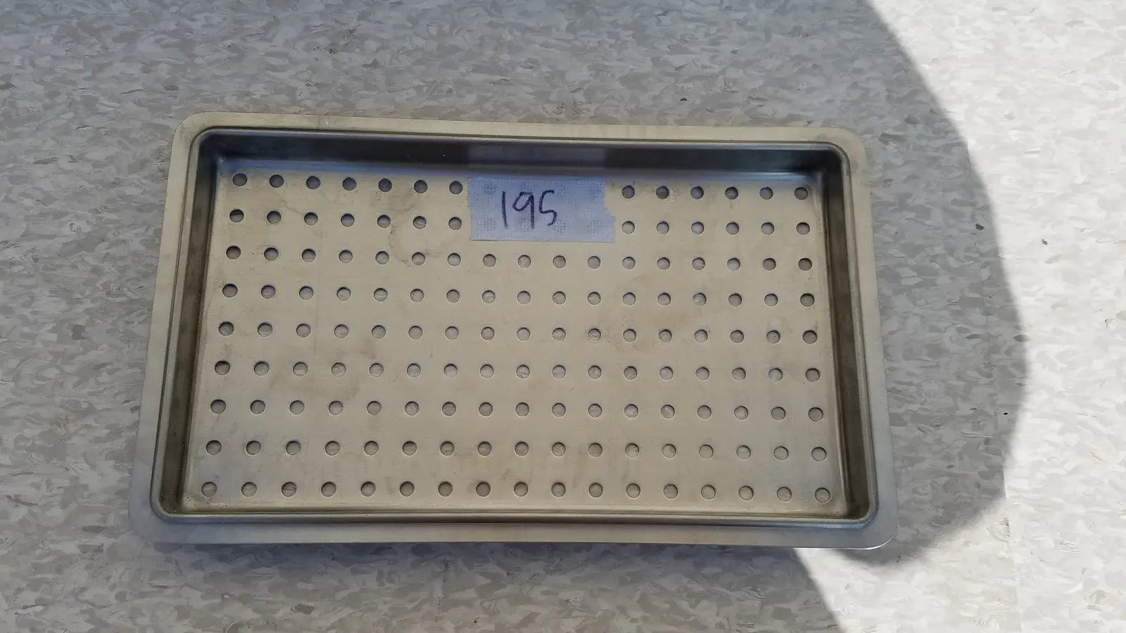 Reuse Medical 1 Layer of Tray for Instrument Sterilization Case Sterilization Trays & Cases, second-hand product photo 1