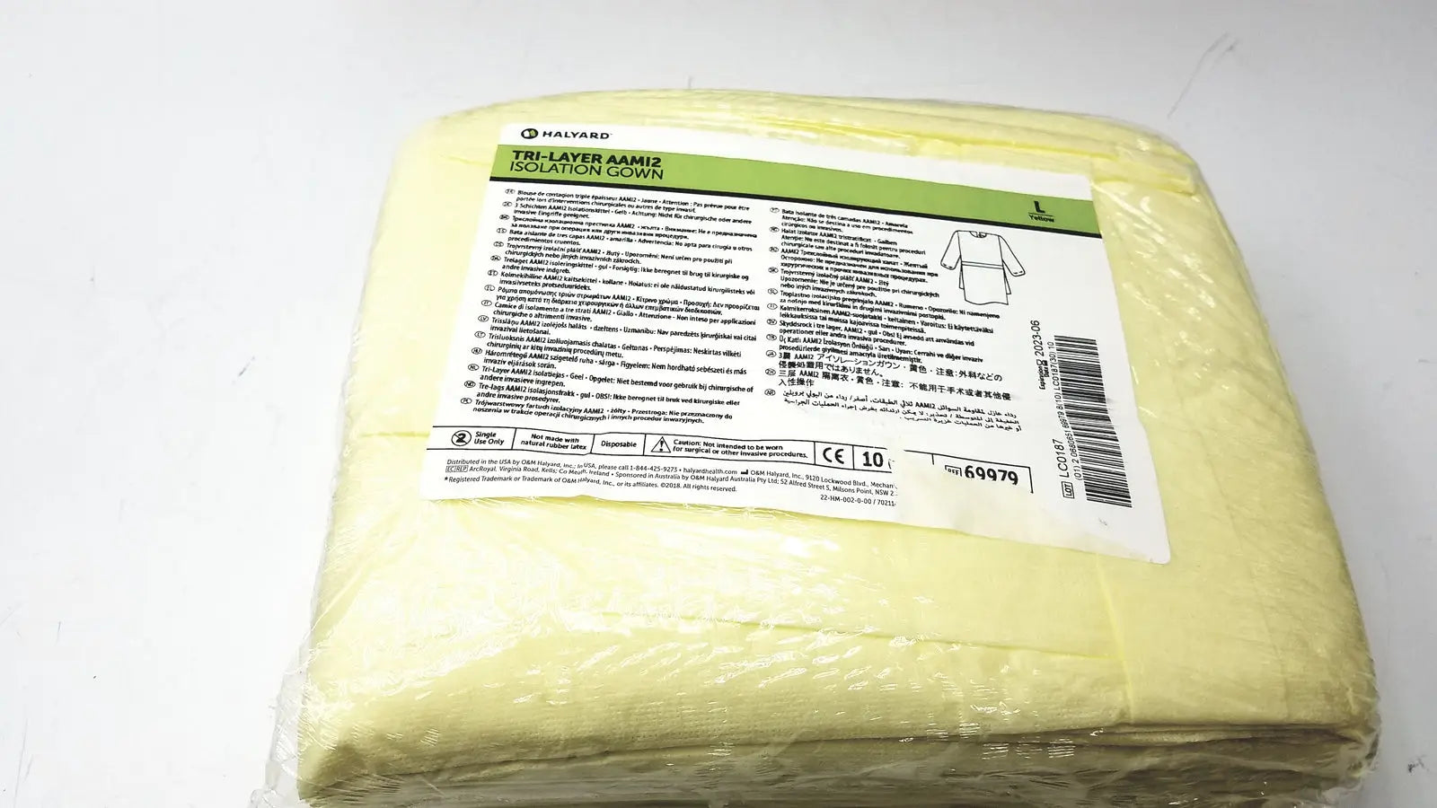 Halyard 100 Count Case Halyard Tri Layer AAMi 2 Isolation Gown Size L - Case of 6 Isolation Gown, new product photo 2