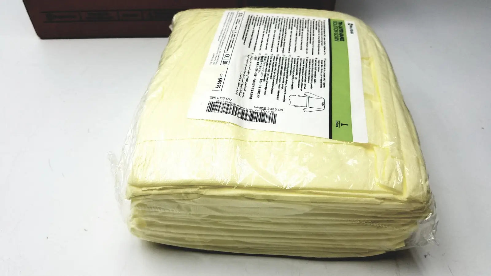 Halyard 100 Count Case Halyard Tri Layer AAMi 2 Isolation Gown Size L - Case of 6 Isolation Gown, new product photo 7