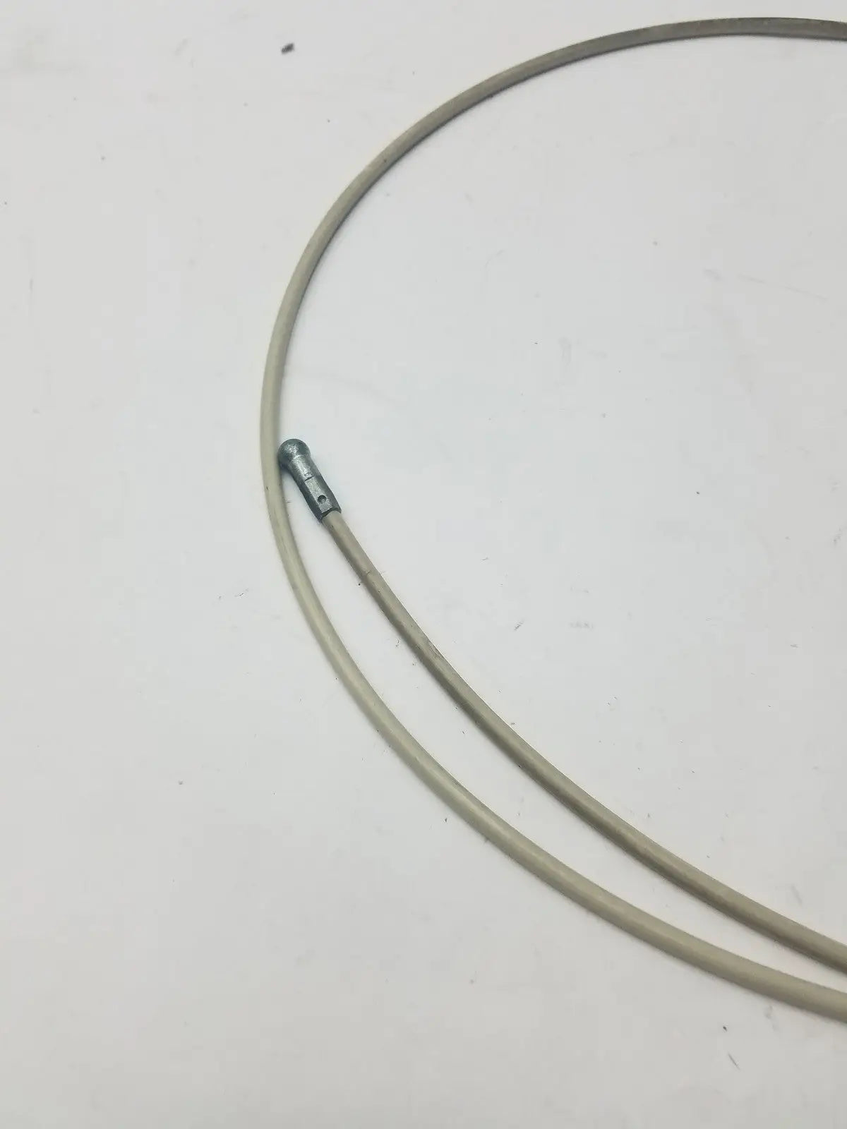 Gray sided cable with metallic connector at one end designed for g-bbdf6-59n product use