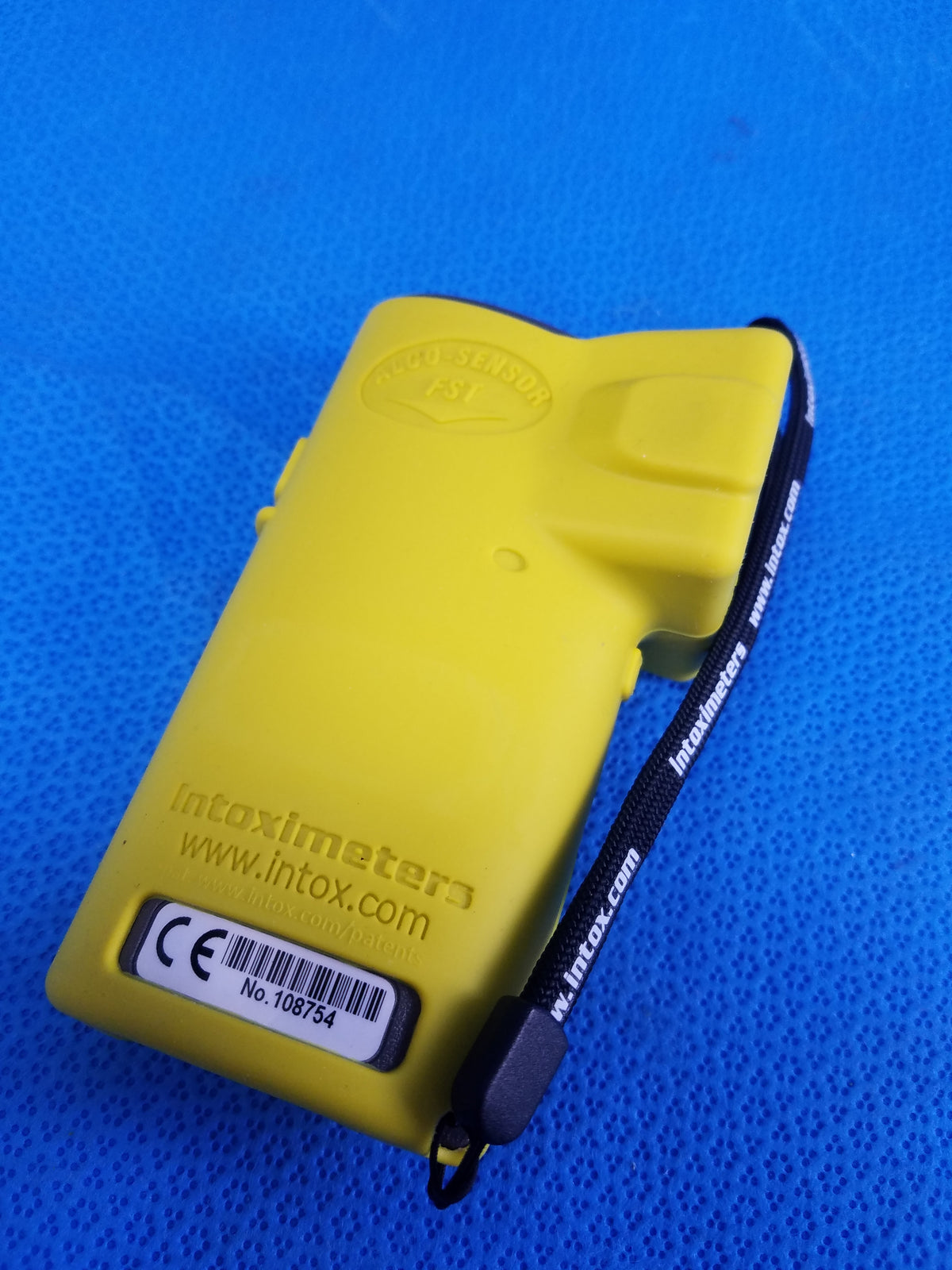 Intoximeters Alco Sensor FST Portable Alcohol Test Breathalyzer With Case