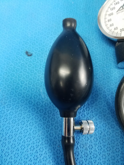 ADC 300 mmHg Sphygmomanometer Gauge With Blood Pressure Cuff & Bag