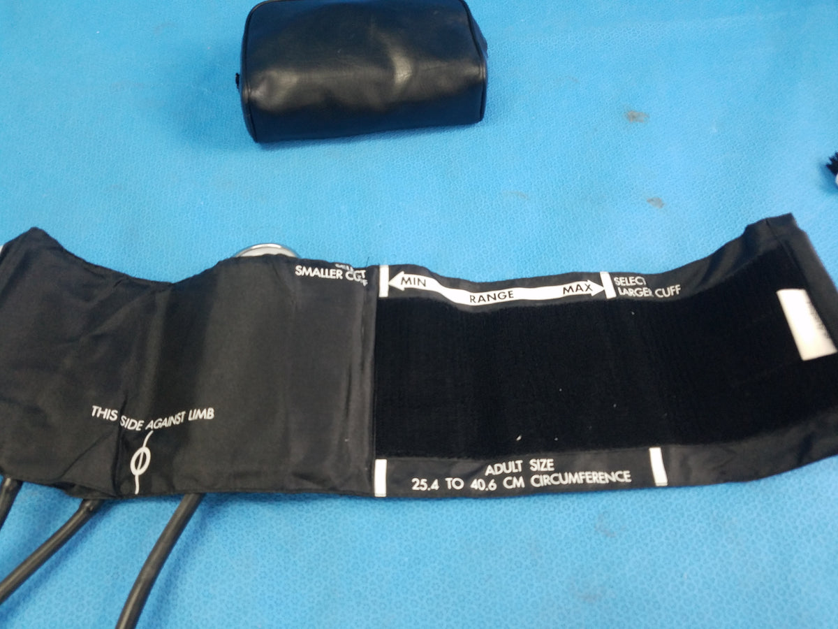 ADC 300 mmHg Sphygmomanometer Gauge With Blood Pressure Cuff & Bag