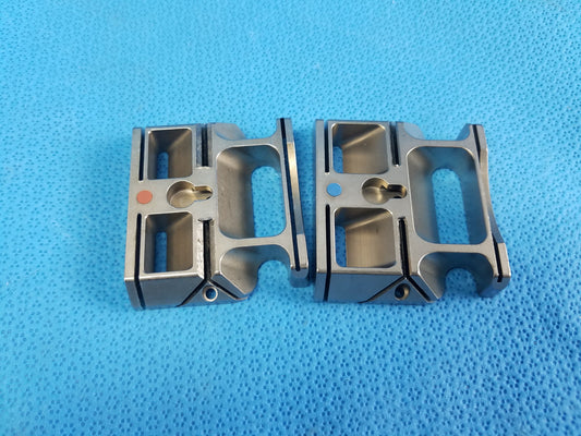 Lot of 2 Orthopedic Femoral Cutting Guide Blocks Surgical Instruments