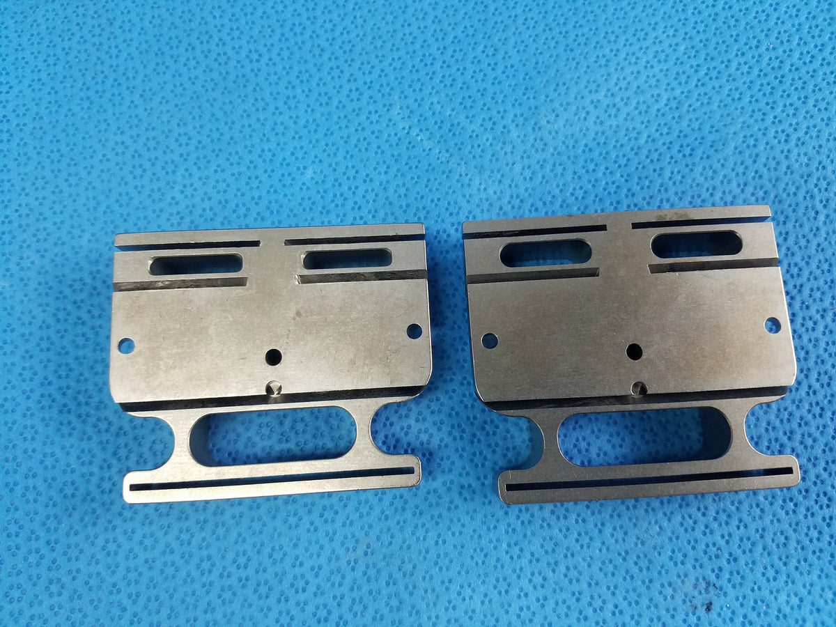 Lot of 2 Orthopedic Femoral Cutting Guide Blocks Surgical Instruments
